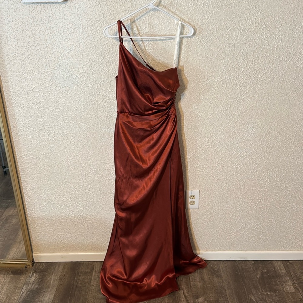 Bridesmaids dress from David’s bridal, color is cinnamon,  size 8 in woman’s